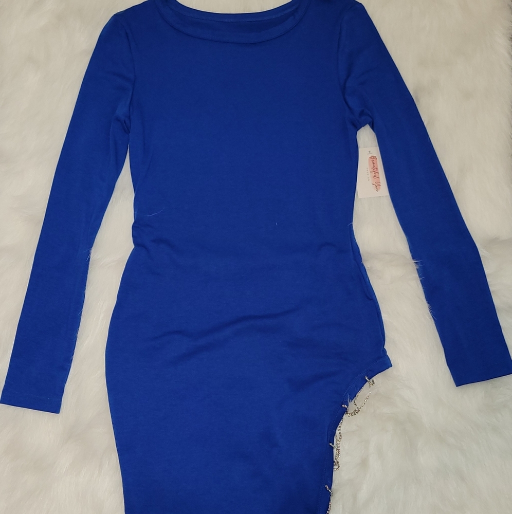Dress - Picture 3 of 3